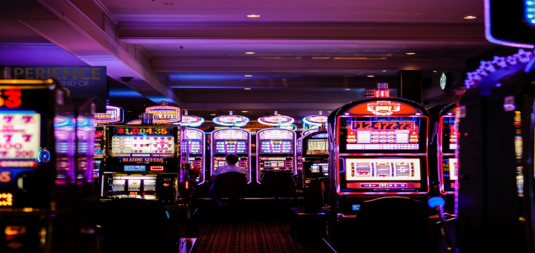The Difference Between Online Slot Games and Slot Machines